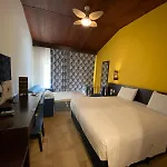 Iara Beach Hotel Boutique